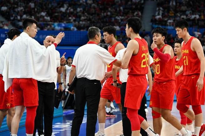 中国男篮为何不敌菲律宾？屡屡在国际比赛失利，这8点才是原罪(1)