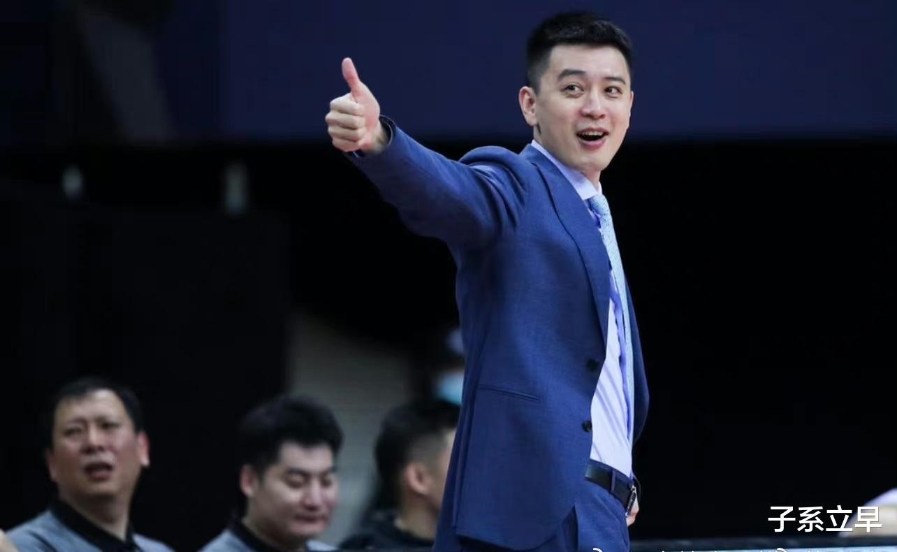 杨鸣新身份：总裁兼总教练，继续为辽宁篮球助力(4)