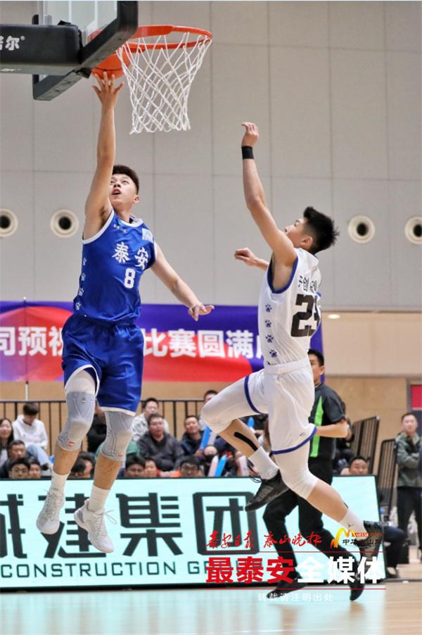 山东省男子篮球联赛常规赛在泰安开幕(8)