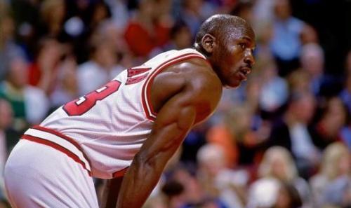 “我若不打篮球，就去当健美教练”！盘点NBA身材最好的十大球星(8)