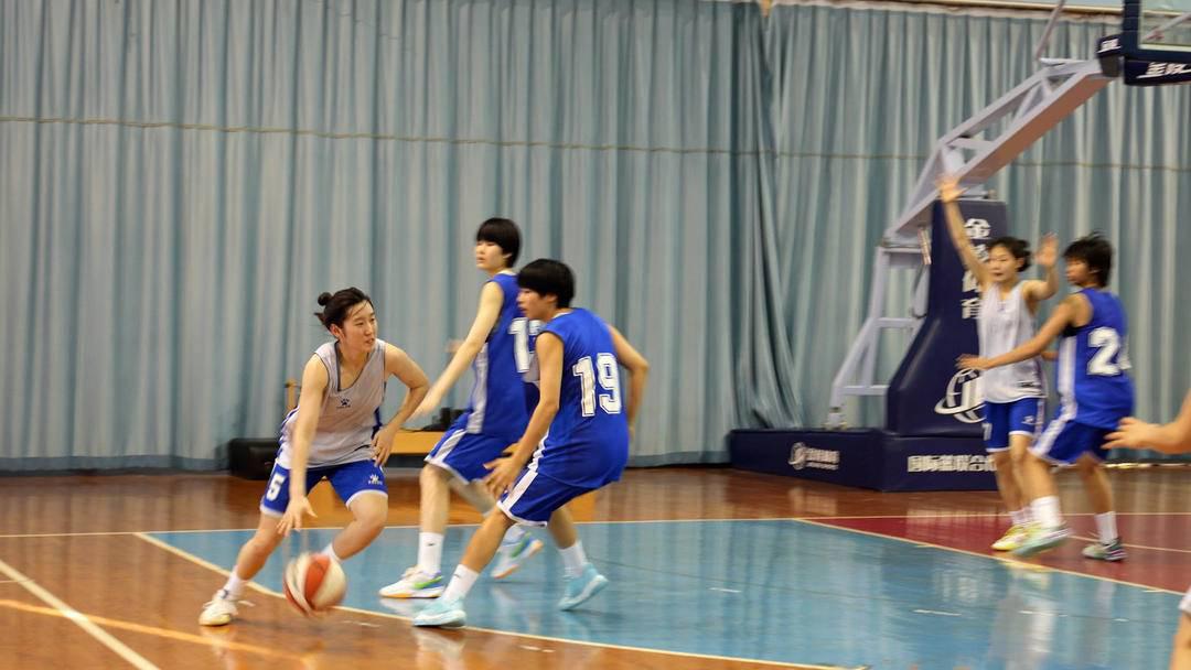 三人助力中国篮球夺取两枚亚运金牌，江苏篮球未来会更好(4)