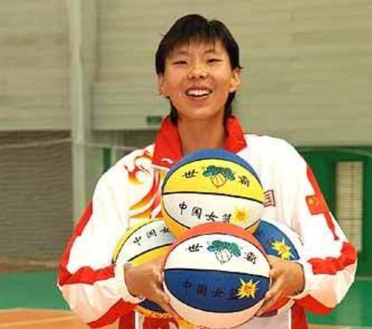 40岁前女篮队长陈楠：嫁给2米04公务员，生完儿子还能复出打奥运(5)