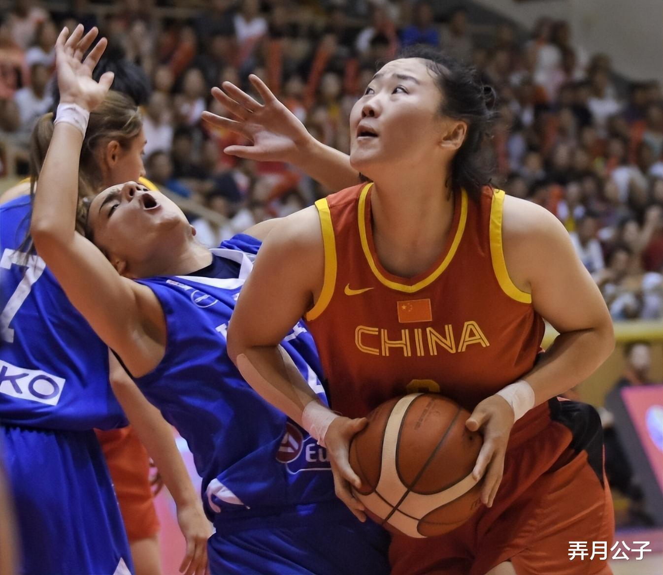 新一届中国女篮集训名单出炉，小钢炮后卫复出，女篮团队有新面孔(2)