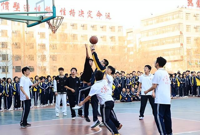 热血青春 迎“篮”而上|衡水二中组织开展班级篮球对抗赛(2)
