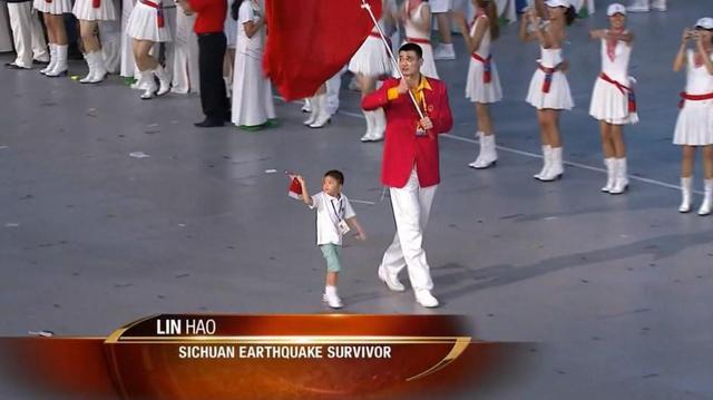 汶川地震9岁小英雄，被姚明抱上奥运，发誓考清华，如今活成这样(7)