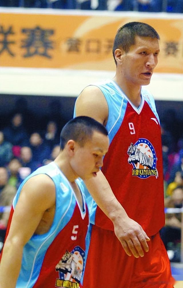 CBA史上第一骗子，比徐杰还要矮6厘米，却戏耍了中国篮协两次(8)
