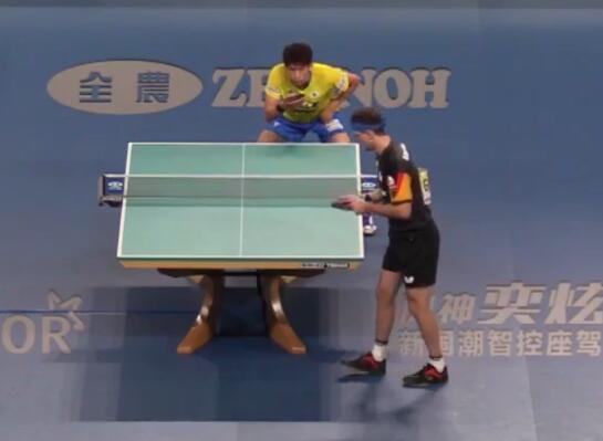 乒乓球世界杯：世界冠军波尔爆冷被横扫，吉村真晴为日本再拿一分(4)