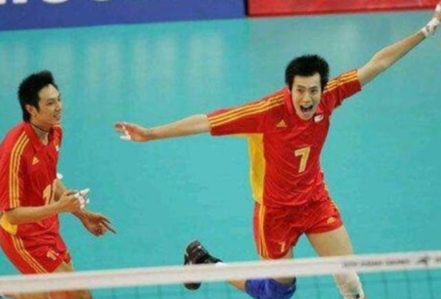 中国排球被人遗忘的骄傲，曾经的男排主力，如今瘫痪在床12年(2)
