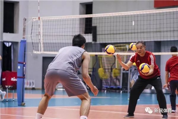 专访中国男排主帅沈富麟：踏实做好每件事 视排球为终生事业(11)