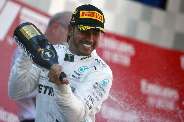 F12019赛季，“六冠王”刘易斯·汉密尔顿个人数据(3)