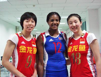 她曾是国际一流主攻，让中国女排痛失金牌，如今只能混迹印尼联赛(4)