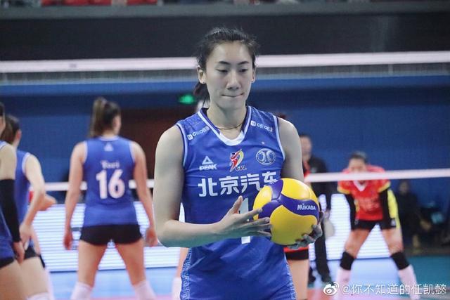 百花齐放！15位中国女排球员赴海外打球，创造单赛季“留洋”人数纪录