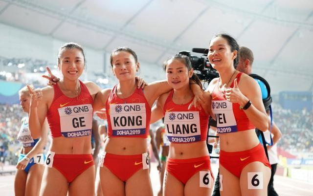 女队跑疯了！梁小静韦永丽包揽短跑赛冠亚军，中国速度让世界敬佩(7)