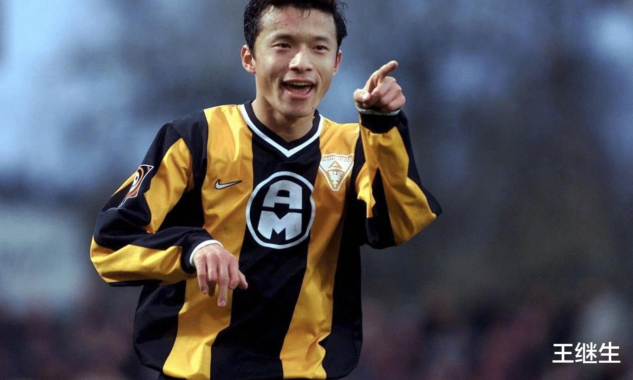 注意！19年前，中国球员谢晖并没有拿过德乙联赛的银靴