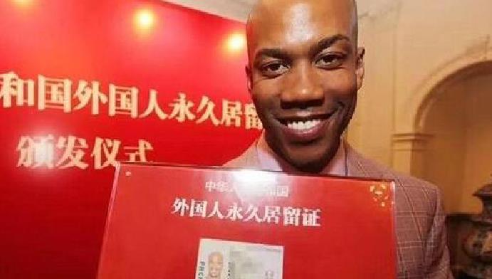 NBA球星对中国捐款一毛不拔！帮美国订1000万口罩，看清他嘴脸了(3)