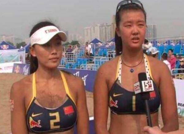 中国女排，她们改行前默默无闻，改行后却成了世界冠军，真是幸运(9)