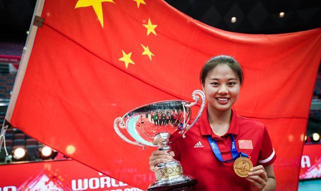 中国女排最幸运球员，入队7个月就获奥运冠军，郎平助她成大赢家(1)