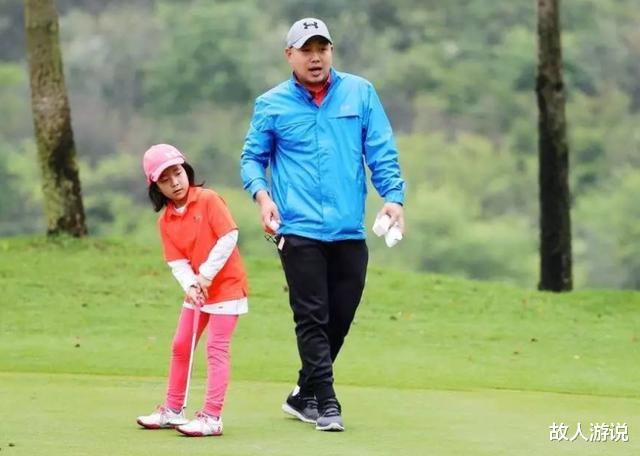 刘国梁之女7岁夺世界冠军，8岁奖牌已超两位数，高尔夫几近无敌(4)