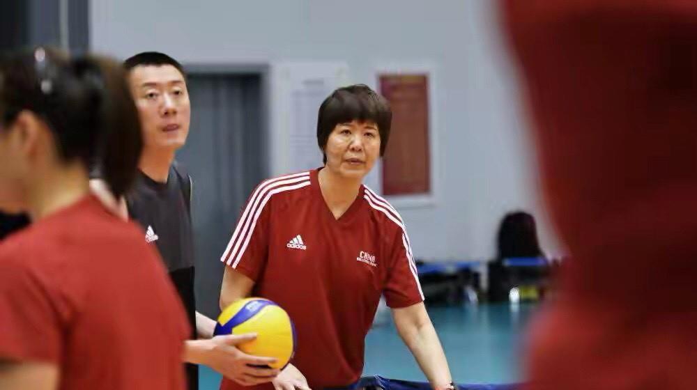 中国女排联赛，今年可能会采用集中赛制，大家认为如何？(1)