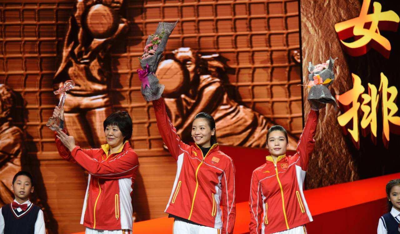 中国女排奥运夺冠秘密武器，两次发球创造奇迹，今依然在发挥余热(1)