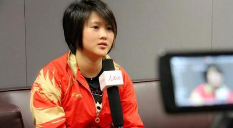 跳水冠军陈若琳，曾公开示爱胡歌，现成国际跳水裁判，至今仍单身(8)