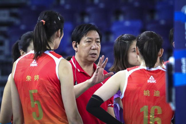 王宝泉当选联赛最佳教练员 率天津夺联赛第13冠(1)