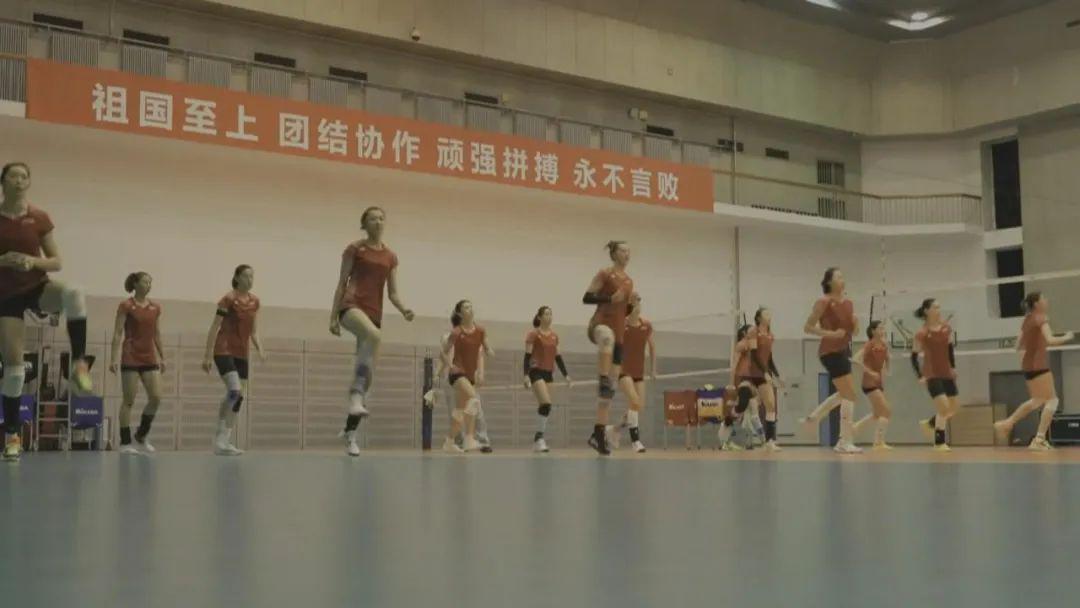 李盈莹，21 岁生日快乐！有球看了，中国女排东京奥运会测试赛首亮相！(7)