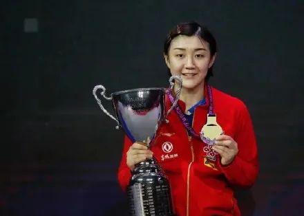 夺冠前她只是黄晓明表妹 从蹭冠军到名副其实一姐(12)