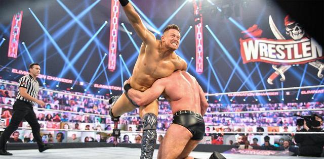 WWE《铁笼密室大赛2021》五大惊喜瞬间，两大冠军易手！