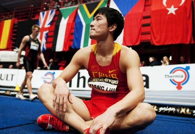刘翔27年世界纪录被打破，23岁跨栏天才横空出世，引众人瞩目(6)