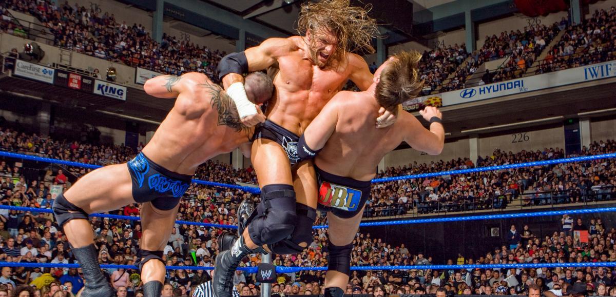 历年WWE爆裂震撼大赛劲爆瞬间，谁的表现令你记忆犹新？(6)