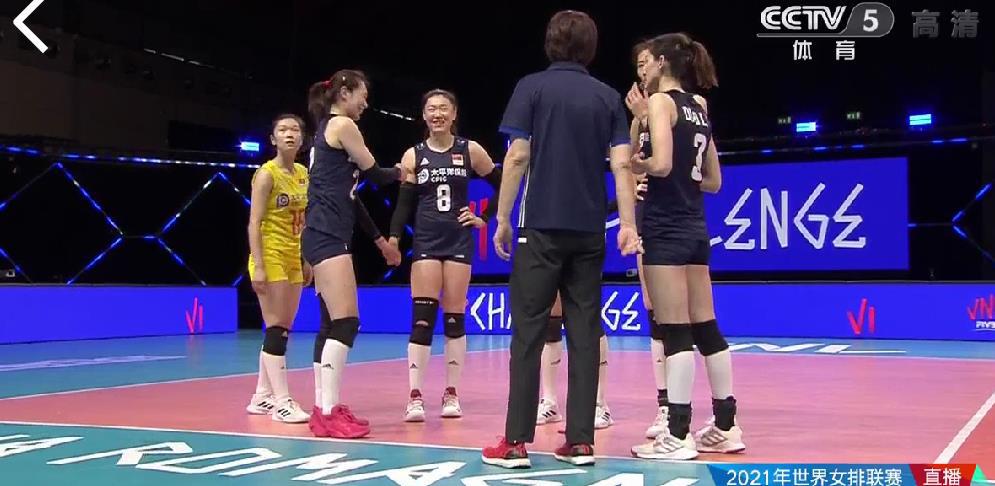 中国女排惨败日本，多数球员表现不及格，仅一人可昂首离开！(1)