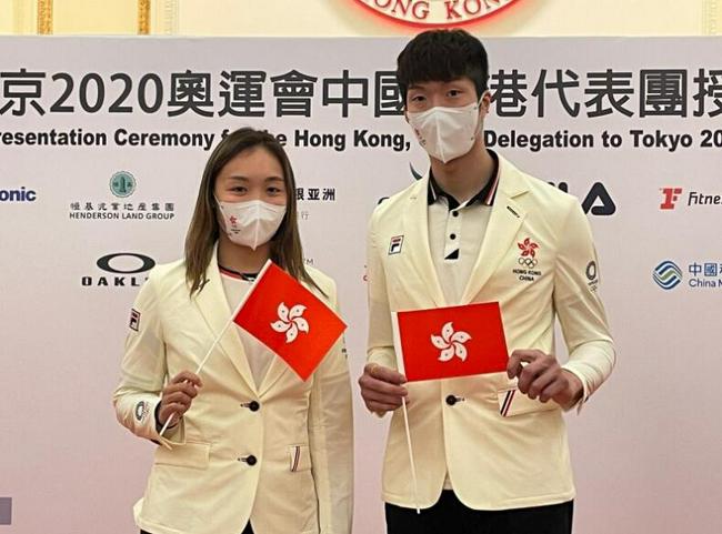 中国香港队奥运开幕旗手确定 击剑型男配羽球酷姐(1)