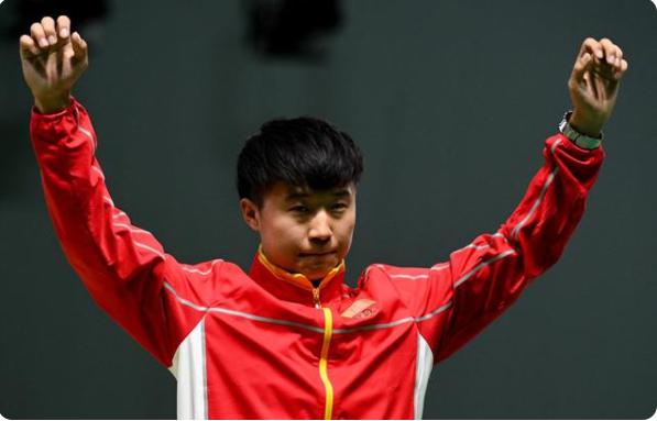 奇迹！中国又一00后冠军，首次奥运爆冷摘金，打出8.5也能拿第1(5)
