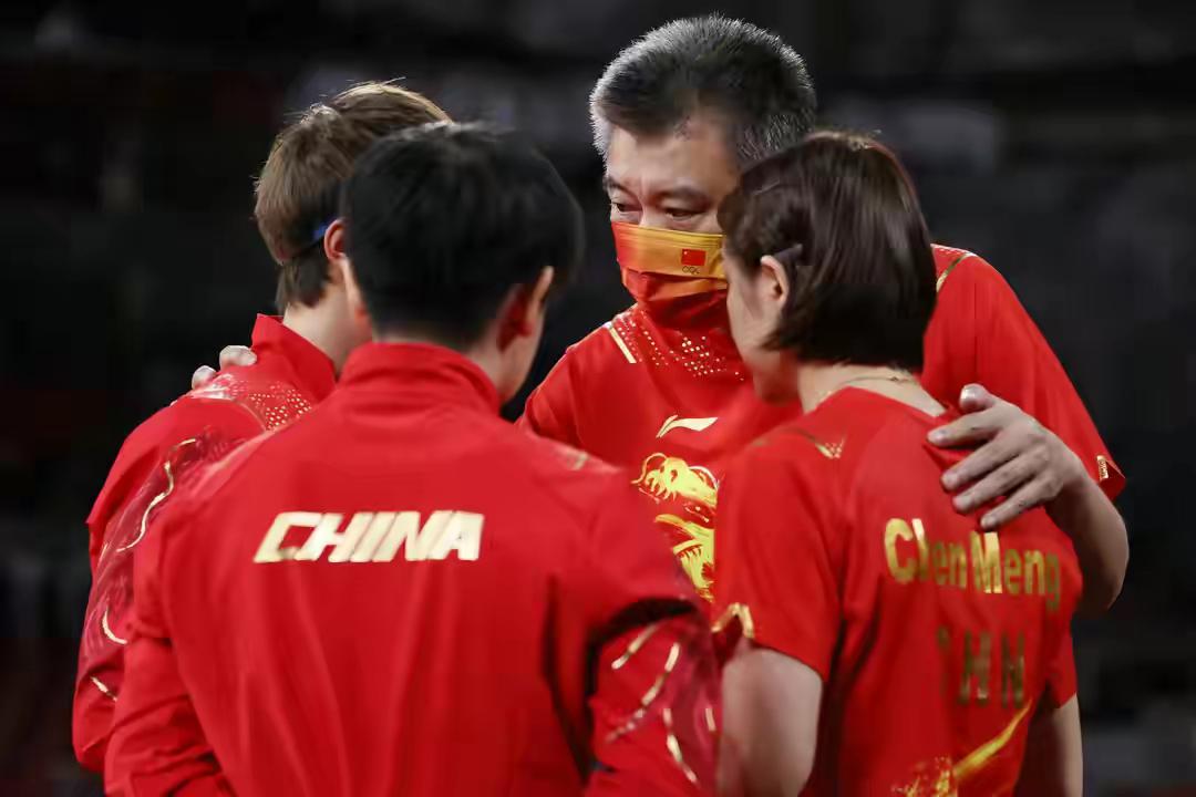 奥运最新排行！中国队霸主地位不稳，美国队在多个项目发起反击！(2)