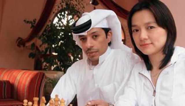 中国美女棋后诸宸，近照老态尽显，她为爱，远嫁一夫多妻的卡塔尔(21)