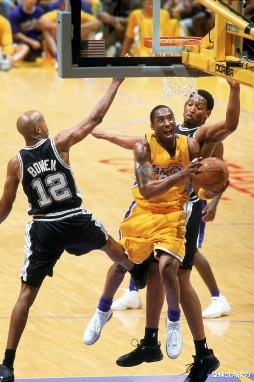 NBA五大“科比终结者”：拉加贝尔锁喉科比，一神人90秒帽科比4次(3)