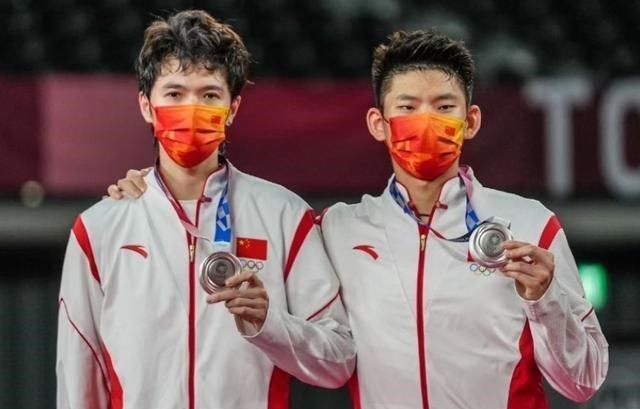 重磅！国羽世界冠军李俊慧宣布退役，仅26岁，还是奥运亚军，唏嘘(2)