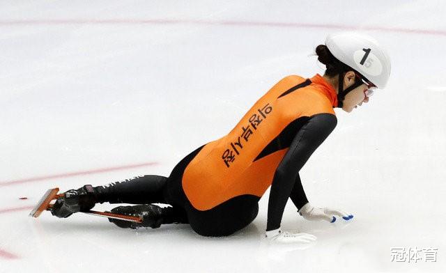 中国滑冰大丰收！李琰率队夺冠，任子威再登最高领奖台，韩国溃败(4)