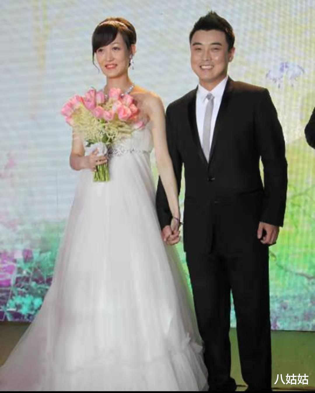 运动员王皓妻子闫博雅，为爱放弃事业当家庭妇女，爱舞蹈更爱丈夫(15)