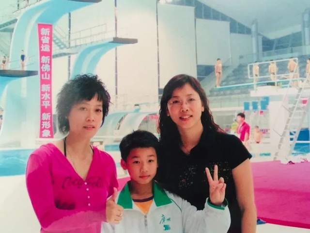 陈艾森：广东走出的跳水奥运冠军，替父母养姐姐，姐弟恋带泪(3)