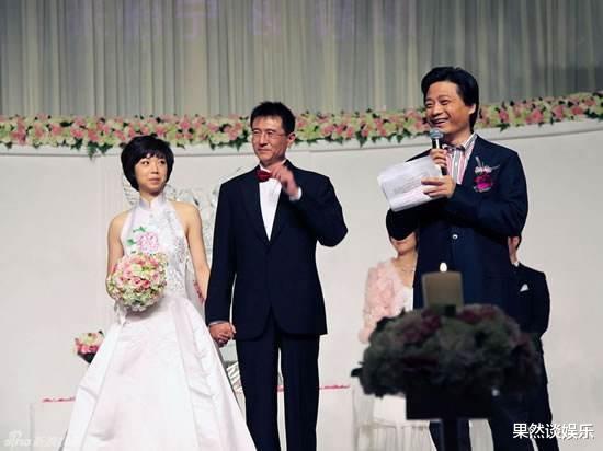 24岁大满贯，28岁退役嫁富商签婚礼保密协议的张怡宁，如今怎样了(19)
