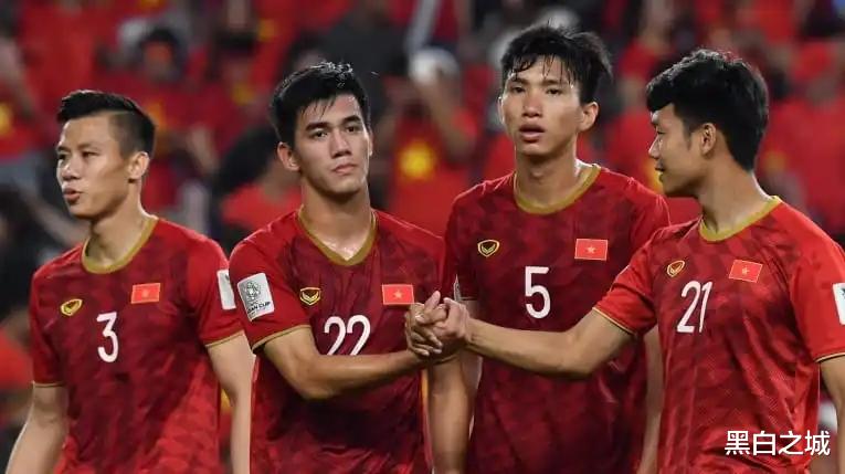 无耻！外媒建议中国足协承担亚洲杯费用，帮其他国家主办比赛