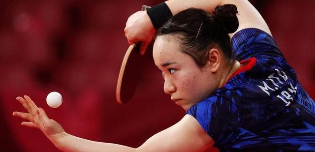 当今世界女子乒坛，打球最有观赏性的球员，竟然不是中国选手(6)