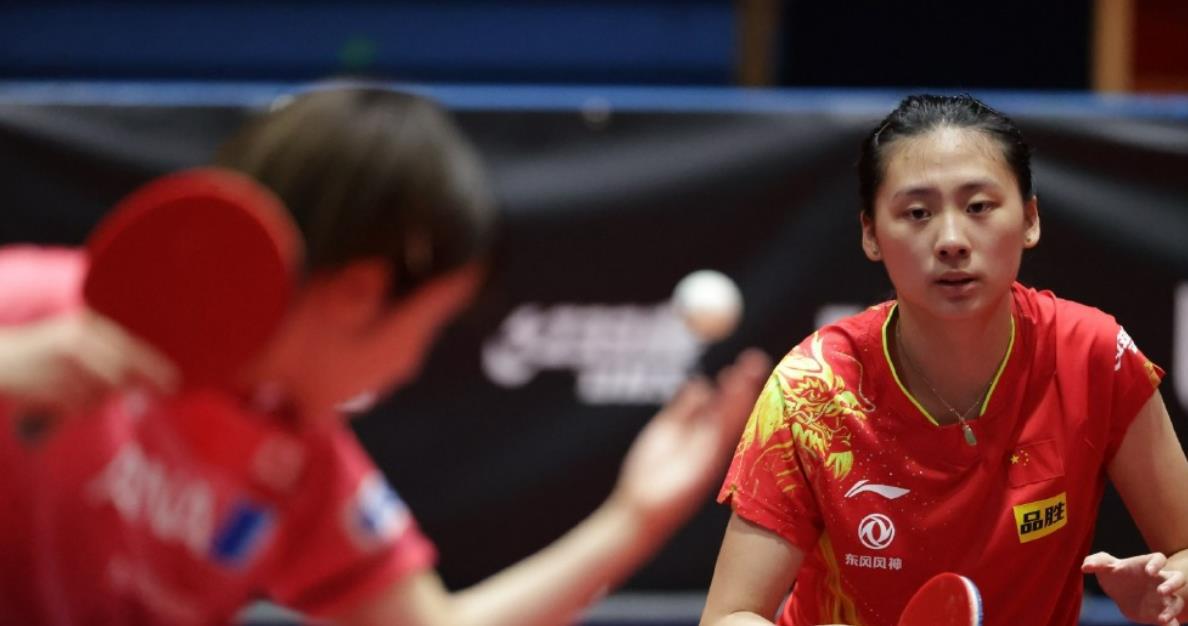 中国女乒16岁小将狂轰11比1，陈熠一日双胜，张本妹妹混双退赛