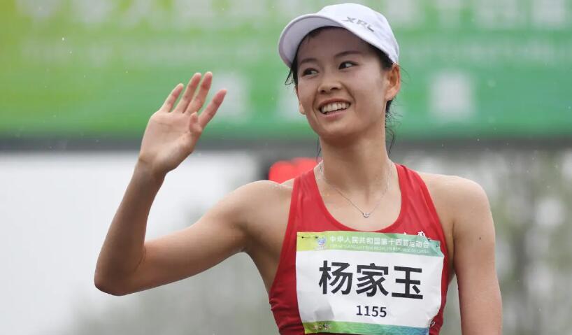 中国女将先夺世界冠军再破世界纪录 竟然还无缘今年田径世锦赛？(1)
