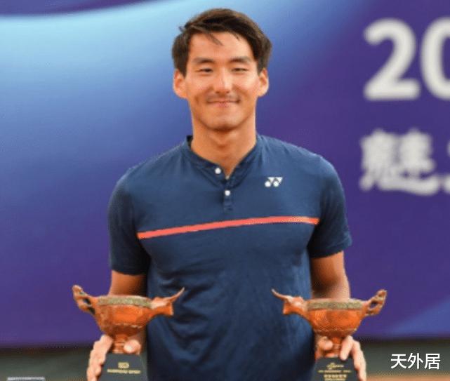 恭喜！中国男网再获一个冠军，级别低别嫌弃(1)