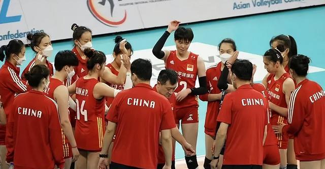 突发！亚洲杯感染新冠，中国女排出现症状，会不会弃赛回国？(7)