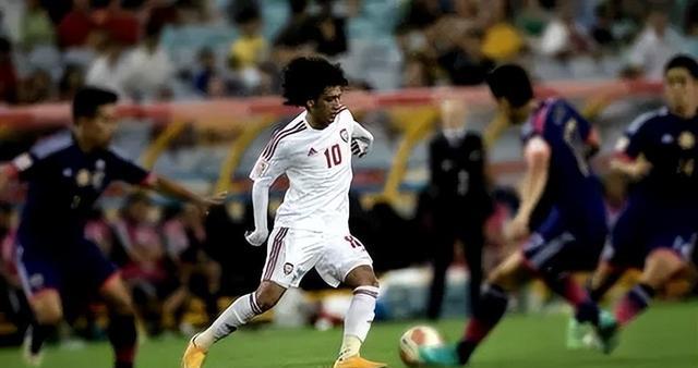 他，为了家人的未来效忠阿联酋，昔日亚洲足球先生，在伤病里沉沦(17)