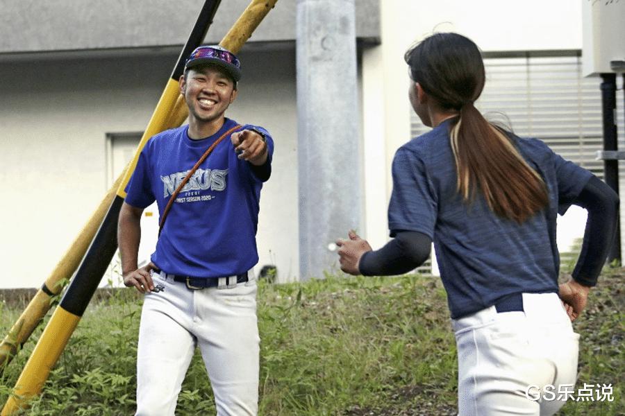 日本棒球队长：异性恋至上社会中的跨性别人生